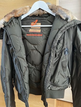 Parajumpers Winterjacke,Khaki, Pelzkragen, Top Zustand!