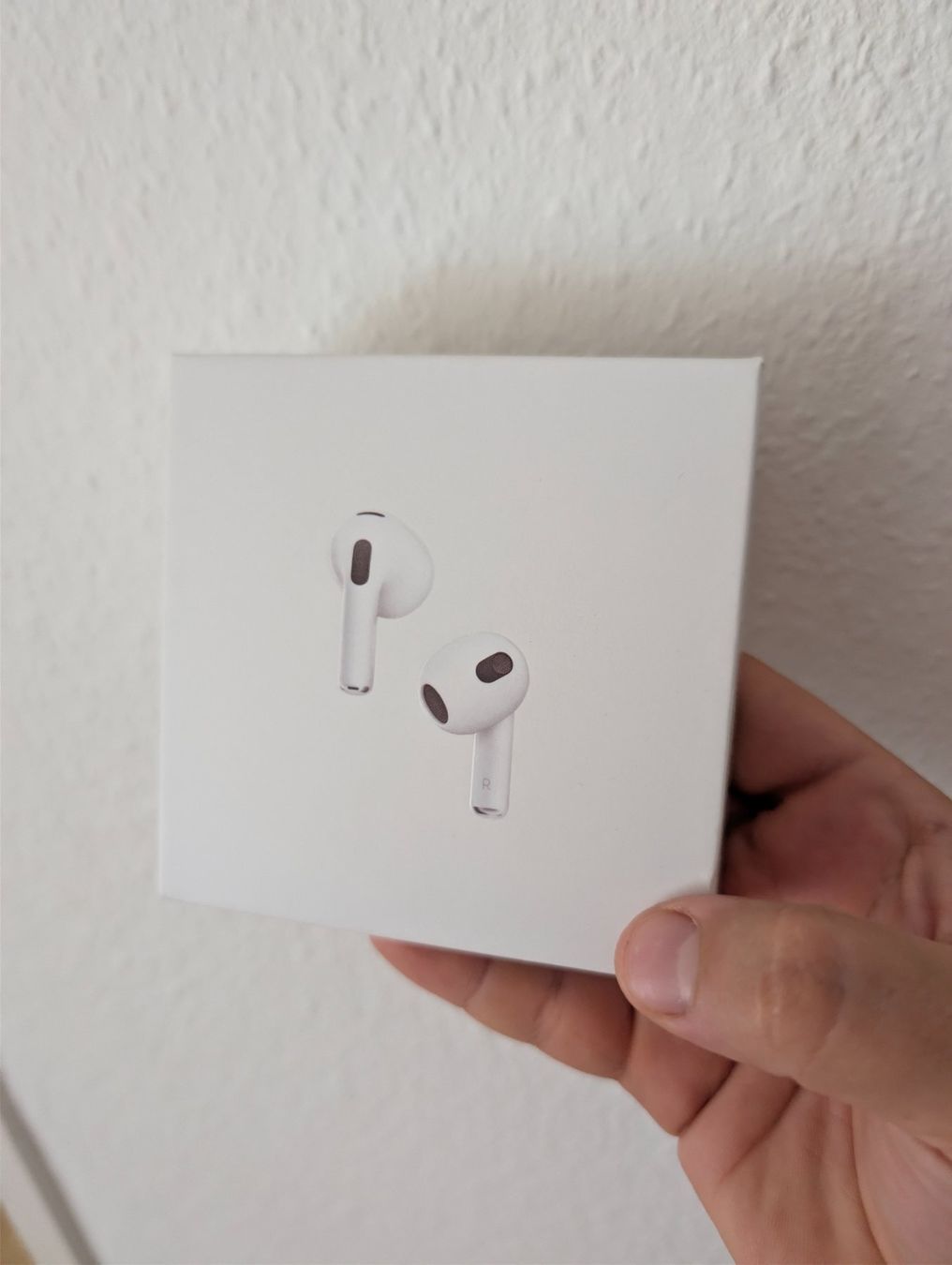 Apple Cuffie: AirPods 2 Generation Neu – Nuovo e nell'imballaggio originale da Altstätten SG venduto da Mariapestozza