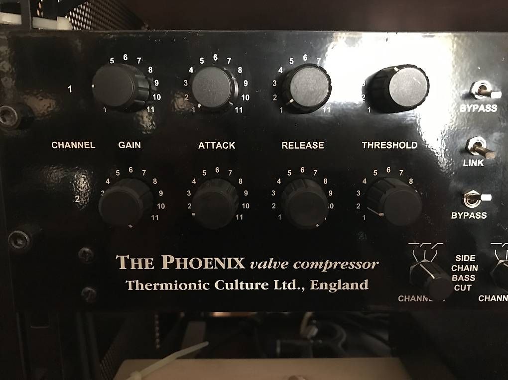 Instruments de musique: Thermionic Culture The Phoenix Analog Compressor  – D'occasion à chesopeloz par fja_td5j