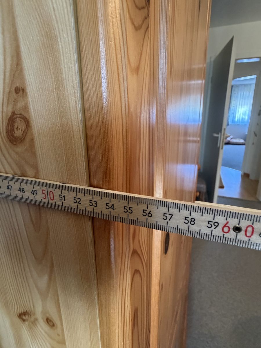 Armadi: Kleiderschrank echt Holz – Usato da Romanshorn venduto da Honeyloops-1993 1