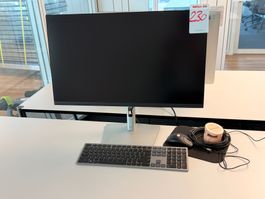 Dell Flachbildschirm (Lot 230) 8304 Wallisellen