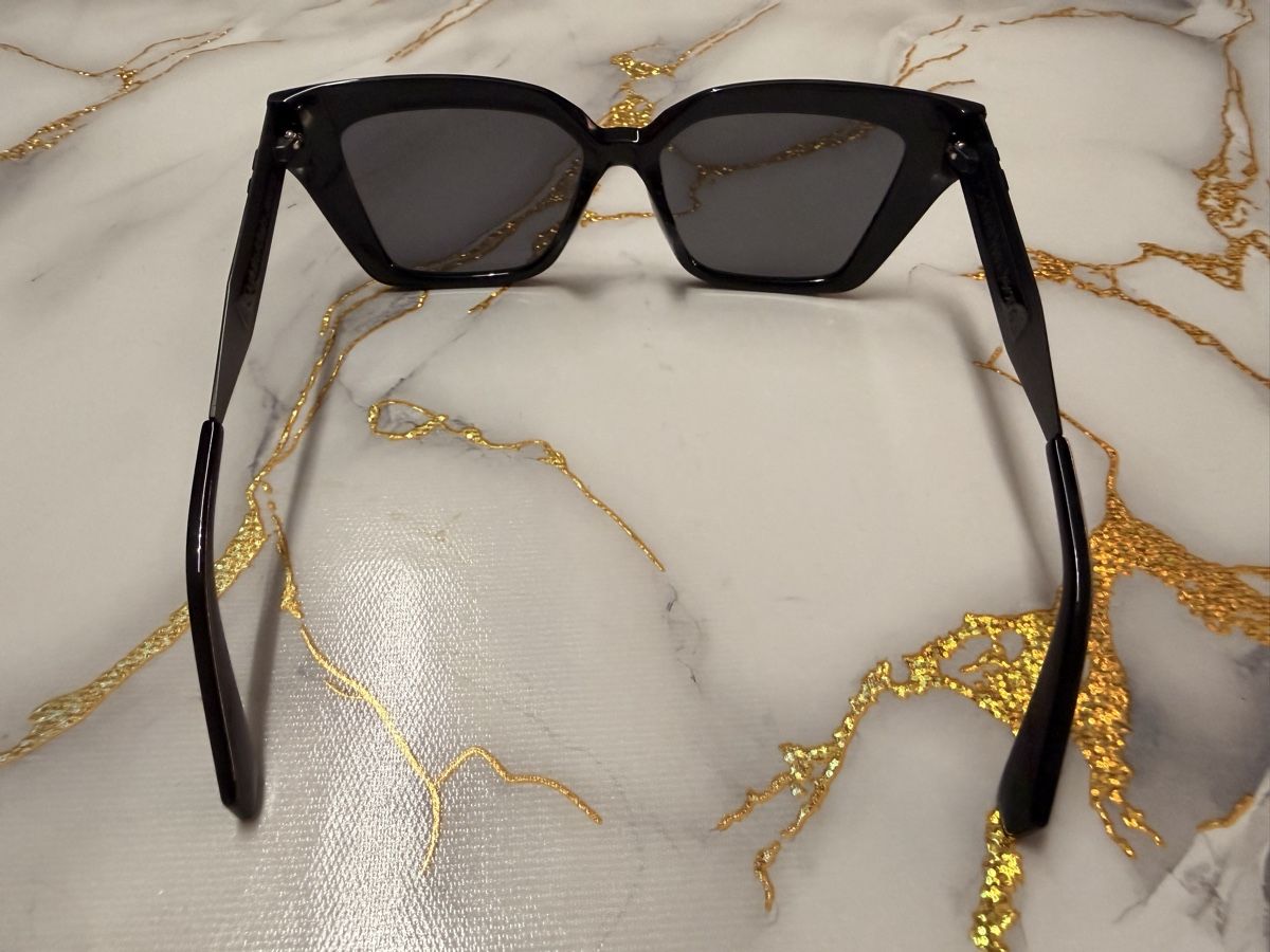 Calvin Klein Occhiali & Lenti: Sonnenbrille Calvin Klein – Usato da Massagno venduto da pokecoach 3