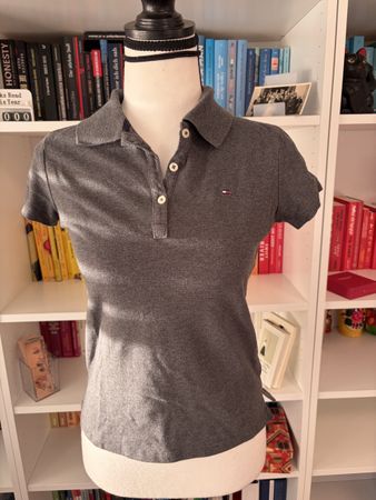 Tommy Hilfiger Slim Fit Polo Gr. S – Grau – Top Zustand