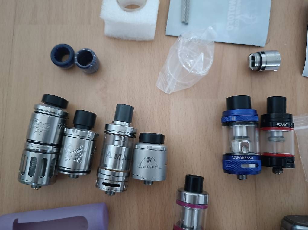 Altri Prodotti per fumatori: Lot vapotage – Usato da Biel/Bienne venduto da Micp 3