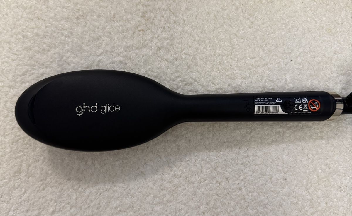 Sonstige Haarpflege: GHD Glide Glättbürste schwarz  / Hot Brush – Neu (gemäss Beschreibung) aus Solothurn von atejes 2