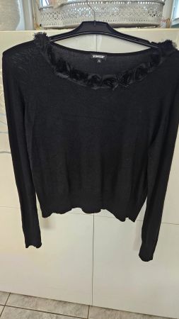 Schwarzer Damenpullover mit Rosen Gr. XL Scooter