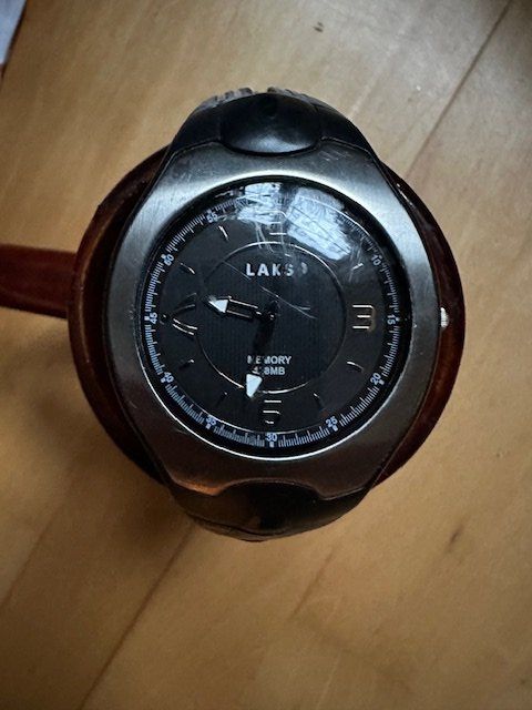 Orologi: LAKS Uhr mit Batterie – Usato da Feldbach venduto da CDF10 1