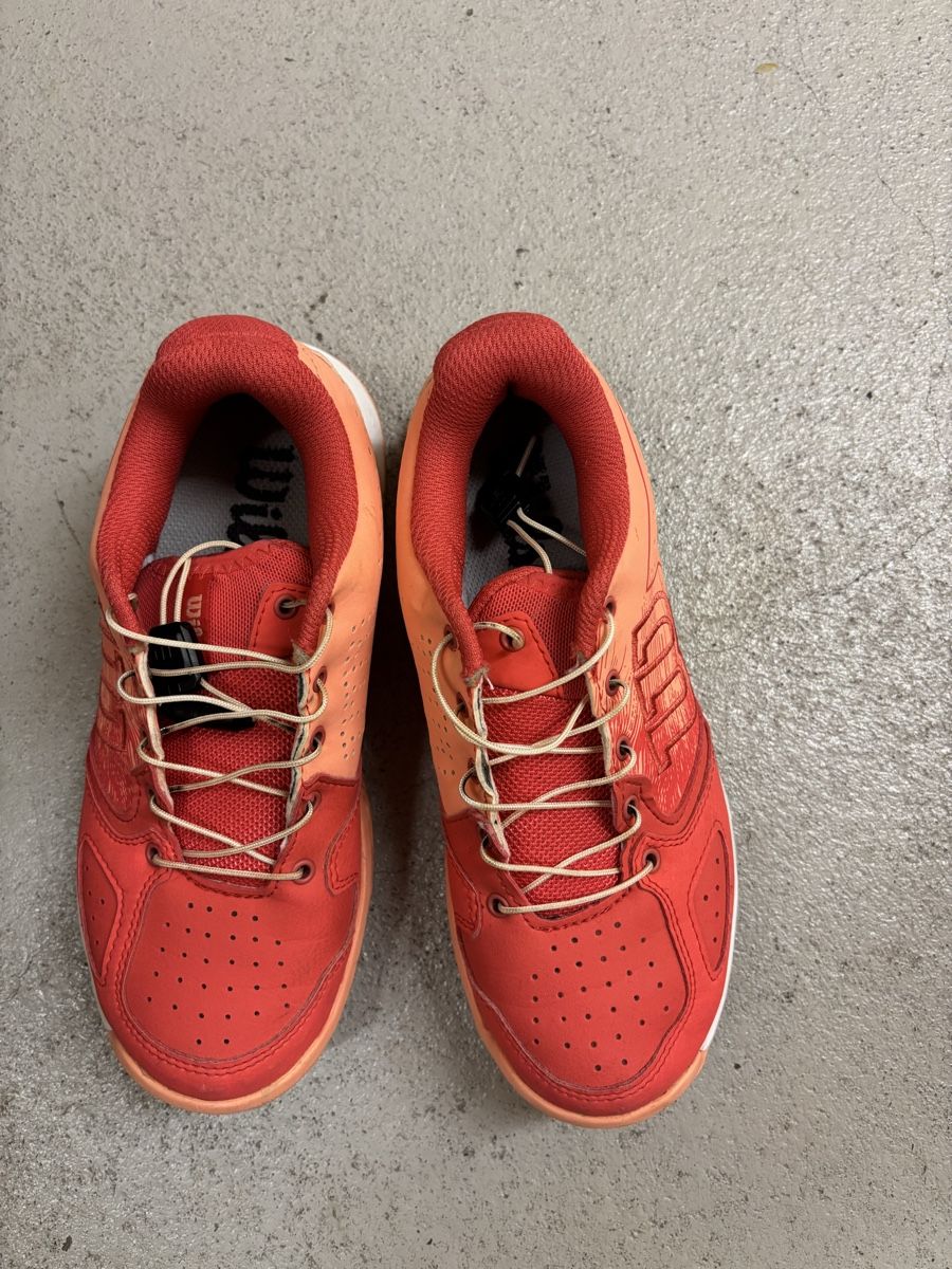 Wilson Scarpe per ragazzi: Sneaker gr33.5 Wilson – Usato da Zug venduto da Biki72