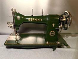 Antike BERNINA Nähmaschine KL105 - 50iger Jahren !! als DEKO