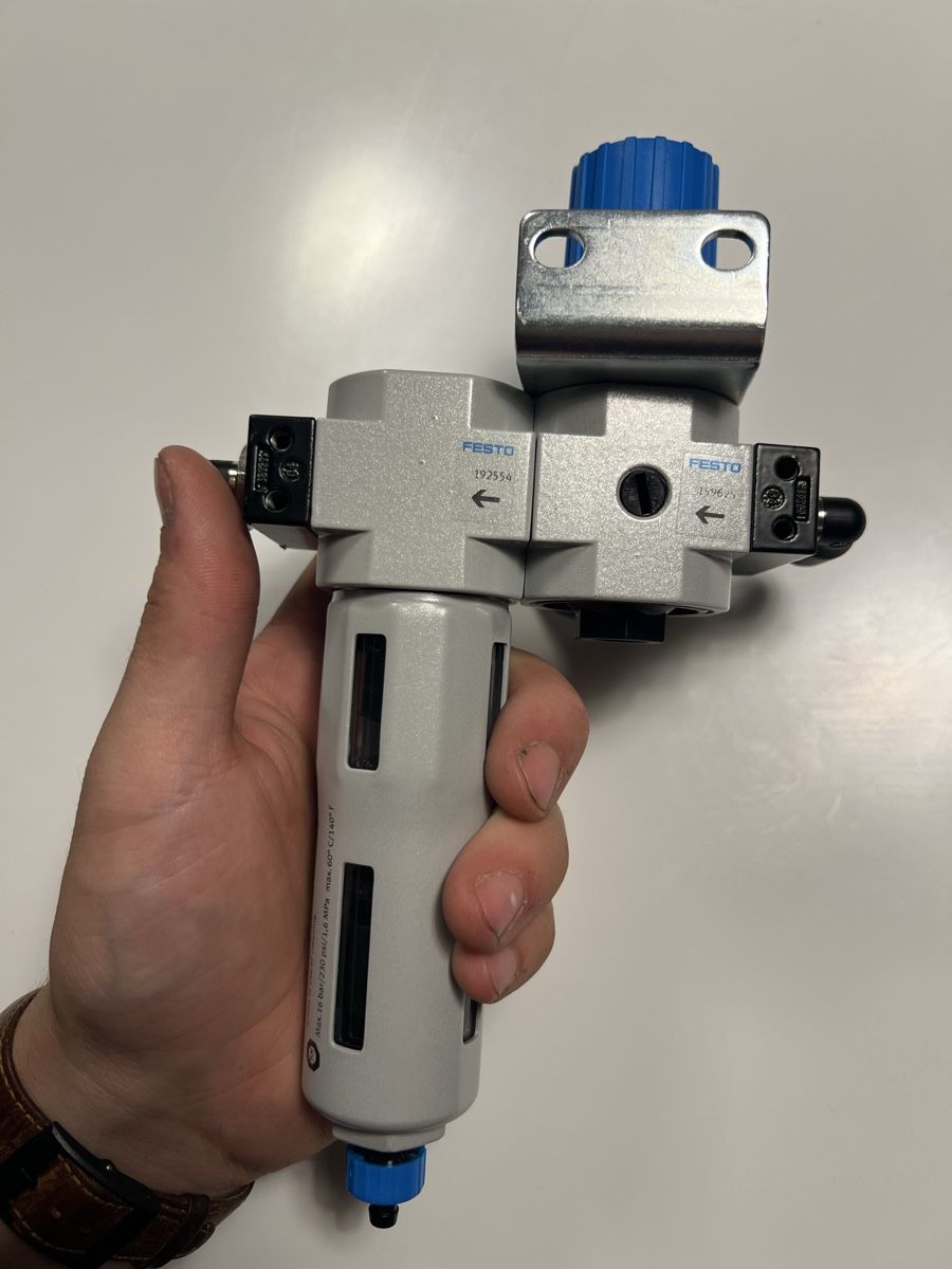Festo Tutti gli attrezzi: Festo LR-D-MINI und LF-D-MINI-A Ventil – Usato da Biel/Bienne venduto da Camillep95 4