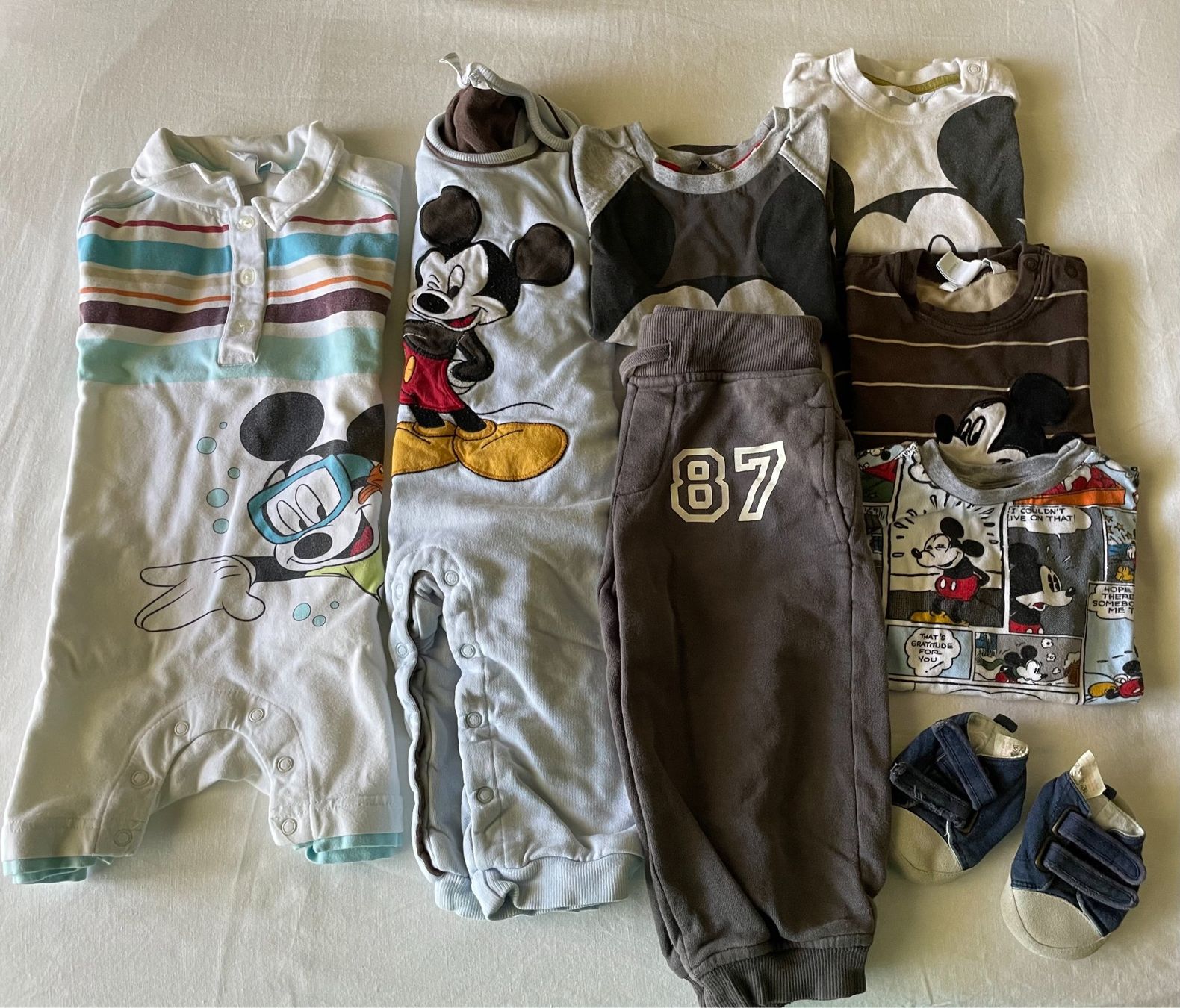 H&M Kleiderpakete & -sets: Baby Kleiderpaket - Mickey Mouse - Grösse 80_86_92 – Gebraucht aus Seon von tweety19