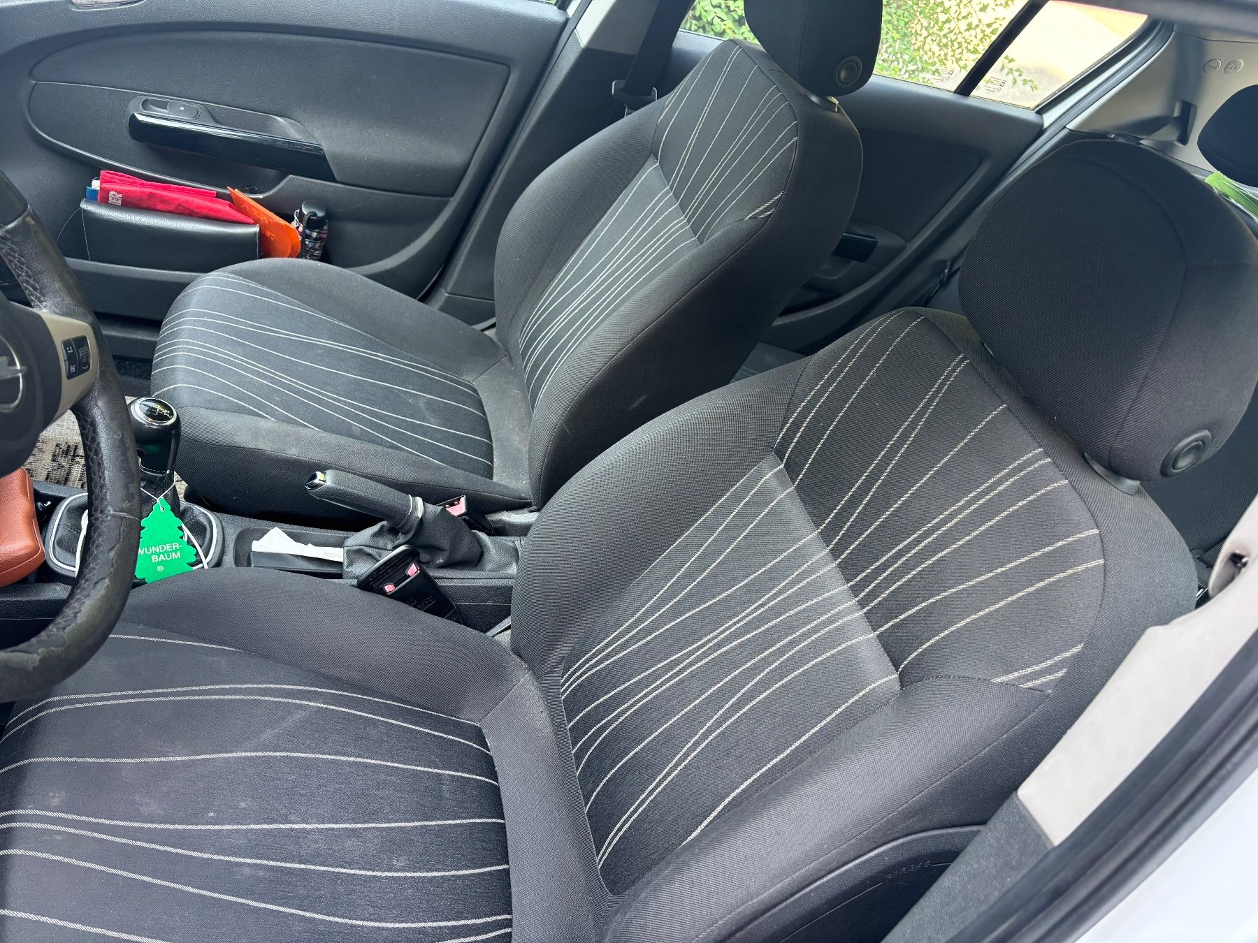 Opel Autos: Opel Corsa 1.4 essence – Gebraucht aus Petit Lancy von 2stroke1992 4