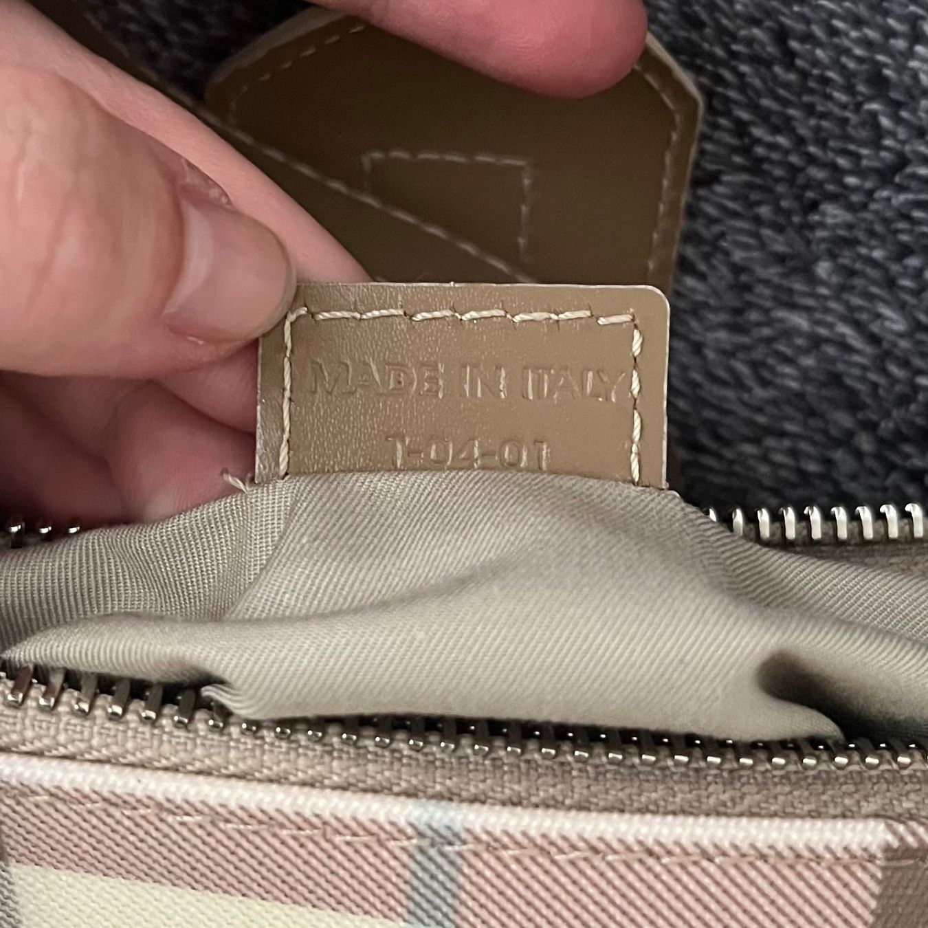 Burberry Taschen für Damen: Burberry Nova Check Shoulder Bag – Gebraucht aus Zug von saskia-chiara 5