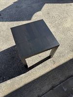 Petite table noire