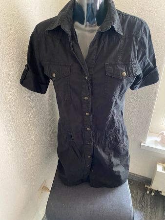 Amisu Kleid schwarz Grösse 40