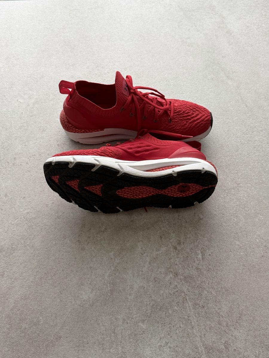 Under Armour Scarpe da uomo: Under Armour HOVR Phantom 2 IntelliKnit – Usato da Zwingen venduto da A.L_Shop 2