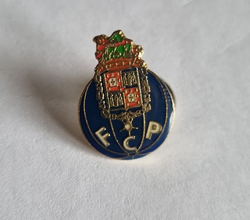 Pin FC Porto Fussball (Gebraucht) in Grenchen für CHF 5 – mit Lieferung ...