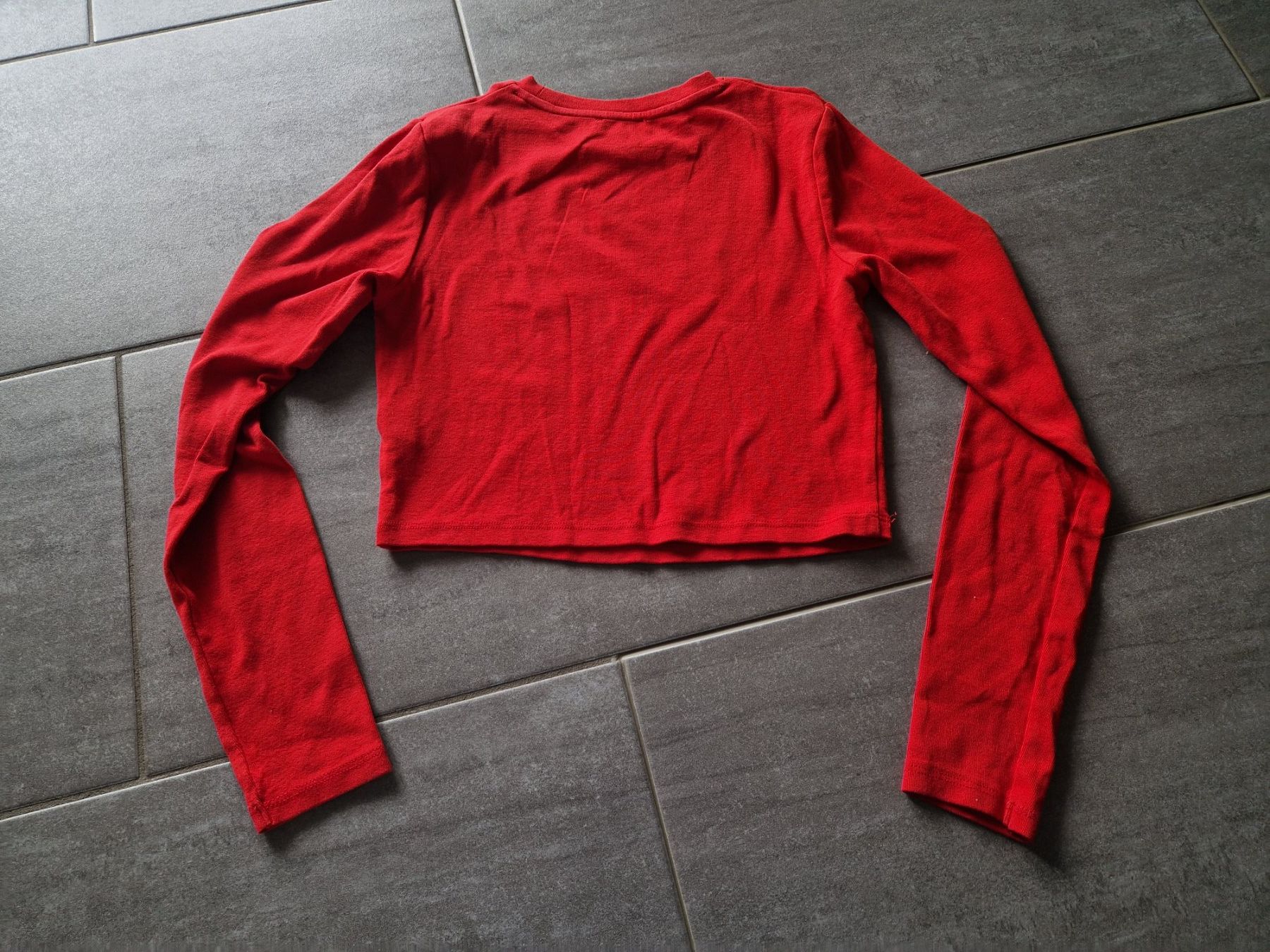 Tally Weijl T-shirt: TALLY WEIJL Langarm-Sweatshirt rot gr. M – Usato da Mezzovico venduto da maemy 3