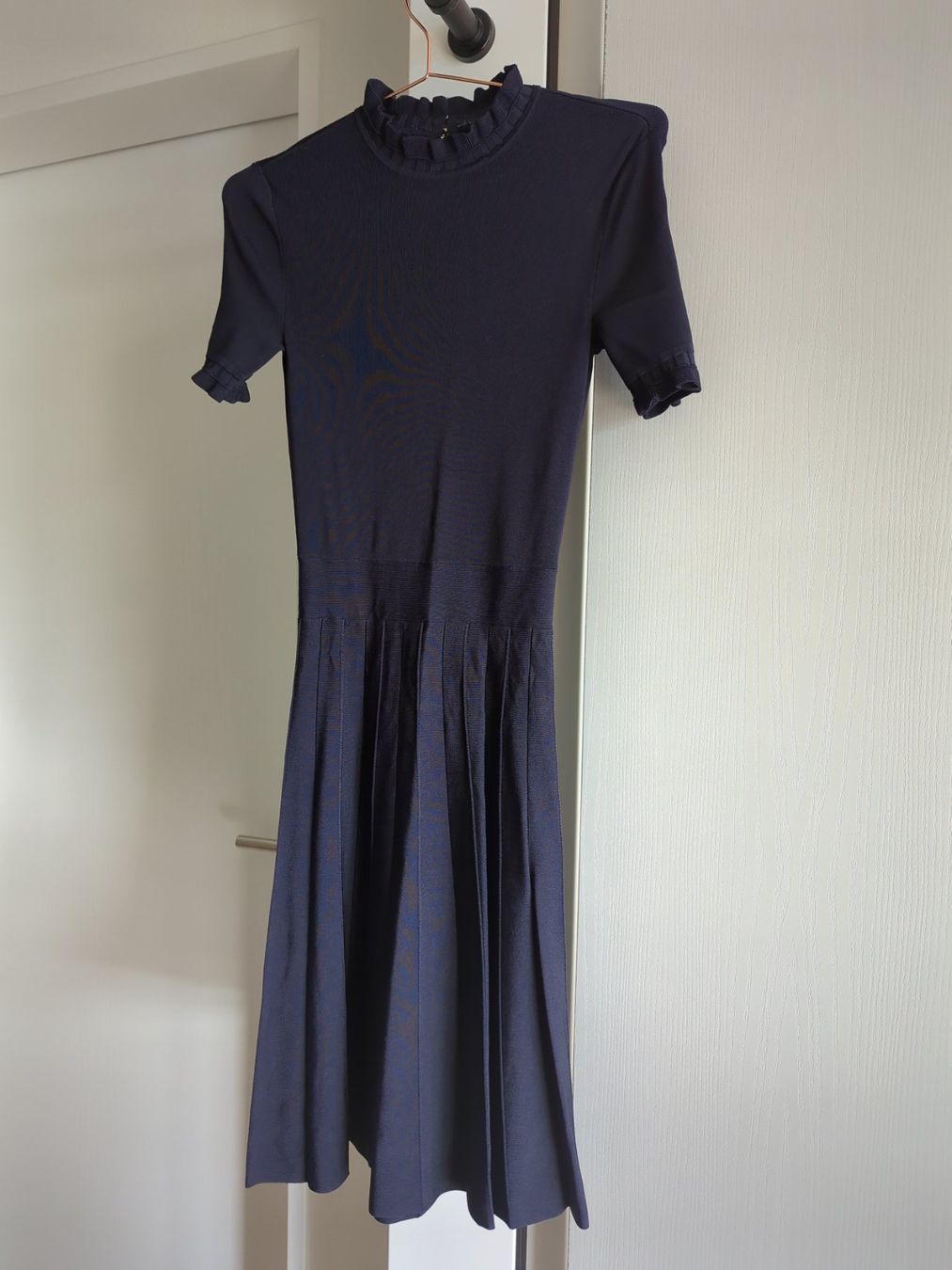 H&M Vestiti: Neuwertiges Kleid/ Gr XS – Usato da Zug venduto da vik_8fdf