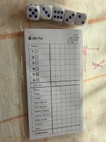 Yatzy Würfelspiel mit 5 Würfeln und Spielblock