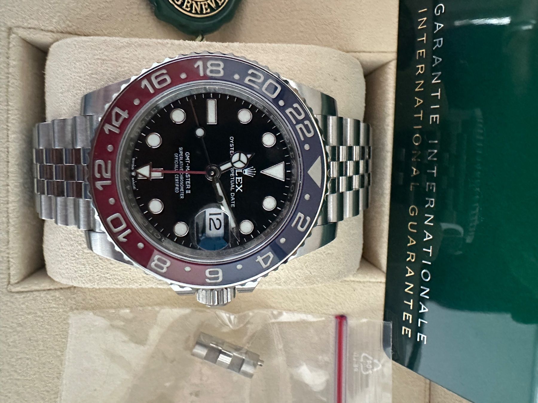 Rolex Orologi: Rolex GMT-Master II "Pepsi" - Full Set, 126710BLRO – Nuovo (secondo la descrizione) da Watt venduto da Gini120 1