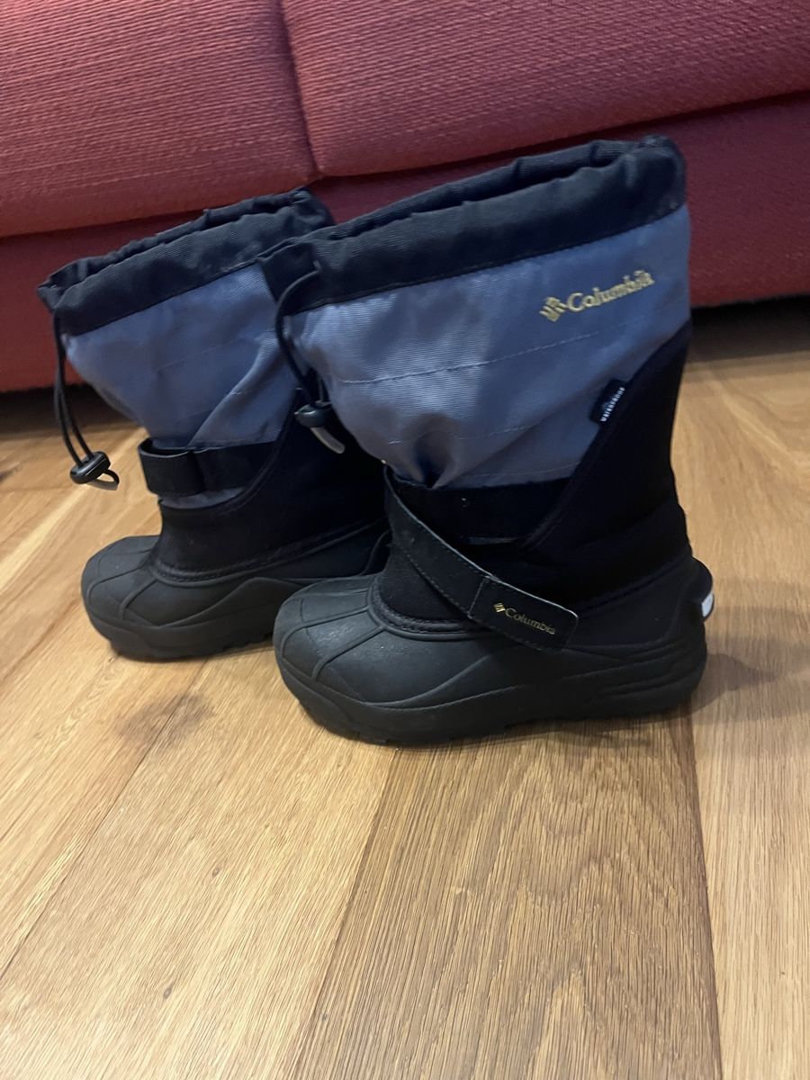 Columbia Schuhe für Jungen: Columbia Winterstiefel. Grösse 33  – Gebraucht aus Egg b. Zürich von Camila80 1
