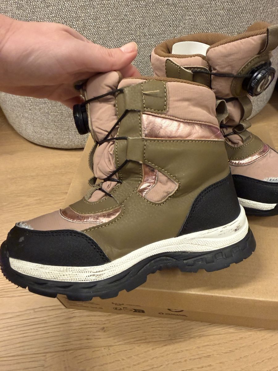 Schuhe für Jungen: Mikk-line Winterstiefel Gr. 31 – Gebraucht aus St. Gallen von gat_kp29 4