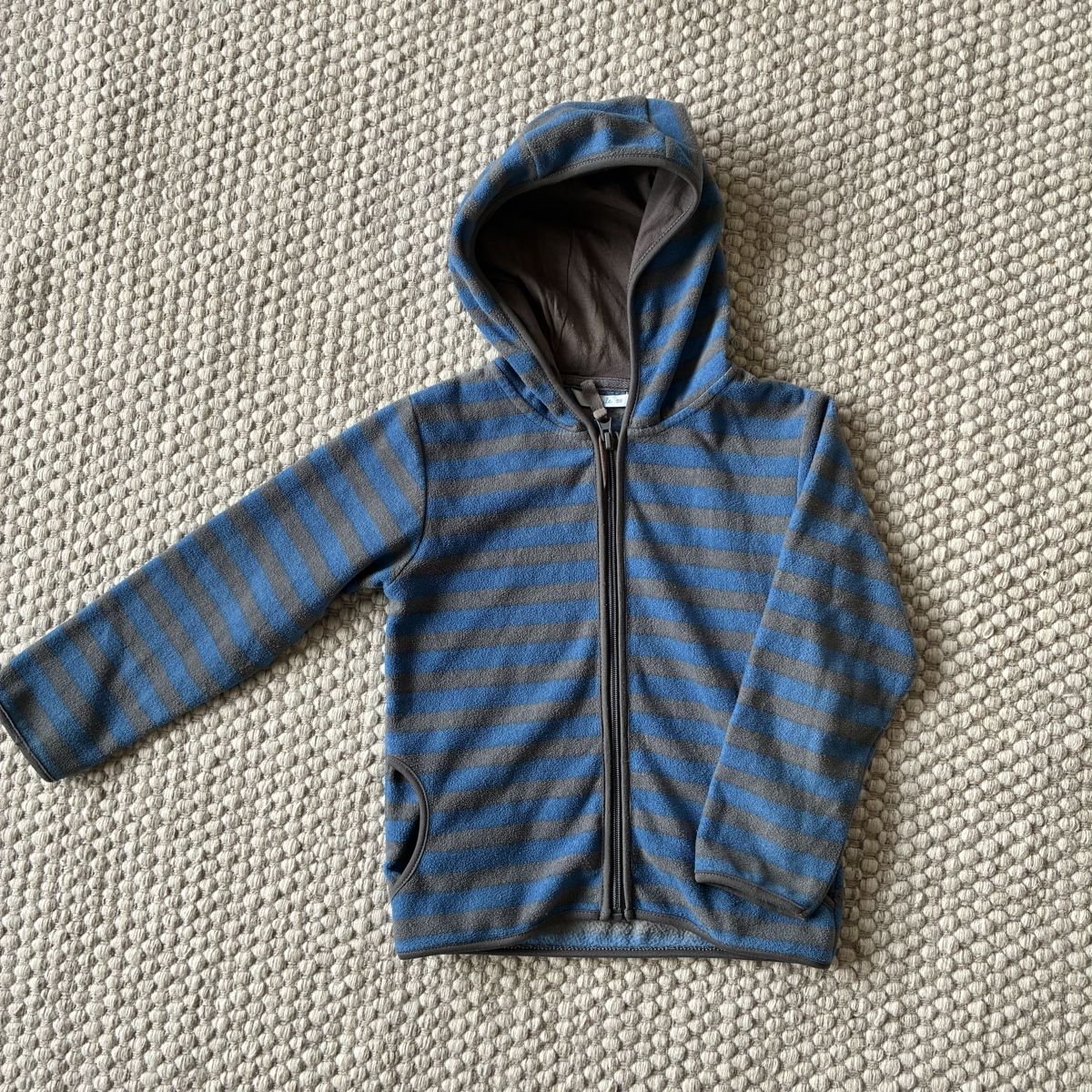 Giacche & Cappotti: Fleecejacke Grösse 104 – Usato da Winterthur venduto da bunteperlen