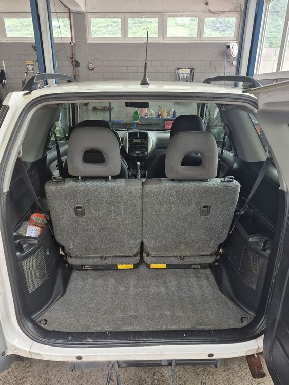 Toyota Automobili: toyota rav 4 – Usato da Biasca venduto da GiuaninDelaVigna 7