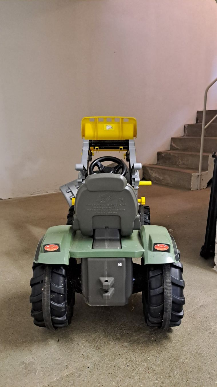 Rolly Toys Veicoli per bambini: Kindertraktor mit Schaufel und Schneeschild – Usato da Wädenswil venduto da tat_j7wv 2