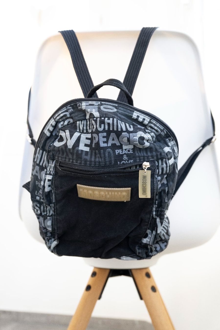 Moschino Rucksäcke: Kleiner Rucksack Moschino – Gebraucht aus Eschenbach SG von MarThu