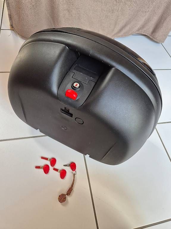 Givi Reisekoffer: Paire de valises latérales GIVI E41 / 2x 41 litres – Gebraucht aus Moutier von Kimi22 4