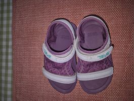 Teva Bequeme Teva Sandalen, Grösse 22/23.