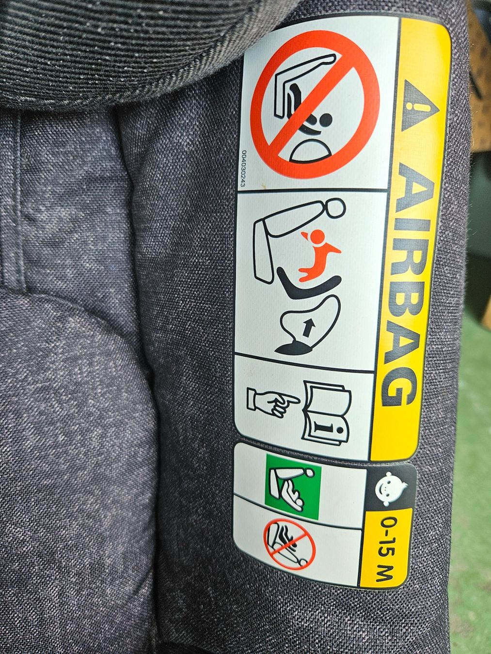 Maxi-Cosi Seggiolini per auto: Maxi Cosi pearl pro inkl. Station – Usato da Neerach venduto da mondschii.nb. 1
