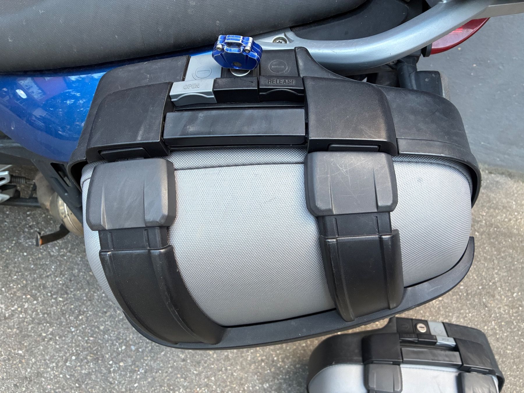 BMW Reisekoffer: BMW Koffer set – Gebraucht aus Zürich von Dodo270 2