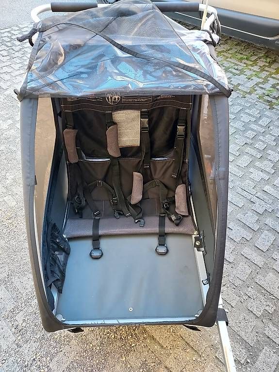 Thule Rimorchi: Carrello per bici Thule – Usato da Cugnasco venduto da Taz25 4