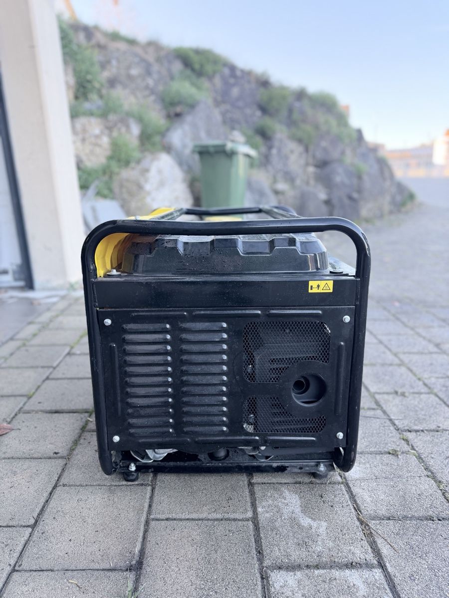 Stanley Generatori di corrente: Stanley SG 7500 Basic Stromgenerator, wenig gebraucht – Usato da Lütisburg-Station venduto da Alocin369 1
