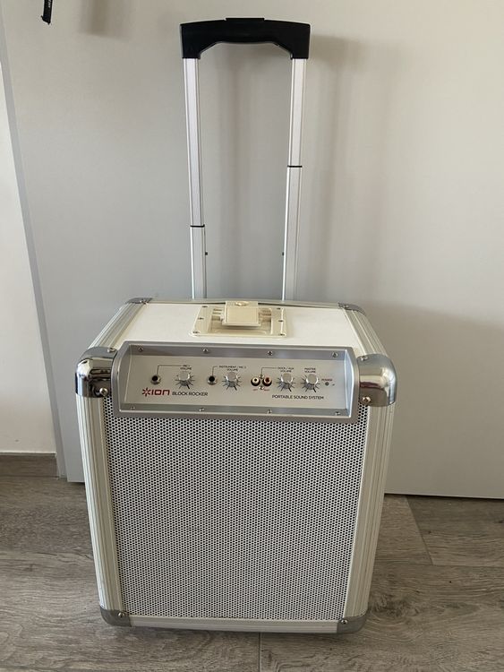 Musikbox mit Räder (Gebraucht) in Winterthur für CHF 25 – nur Abholung ...