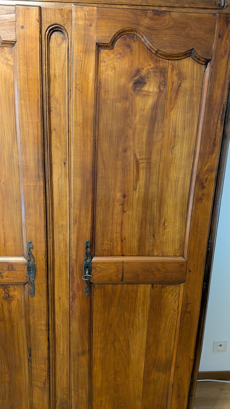 Armadi: Armoire ancienne avec penderie – Usato da Apples venduto da lverschu 2