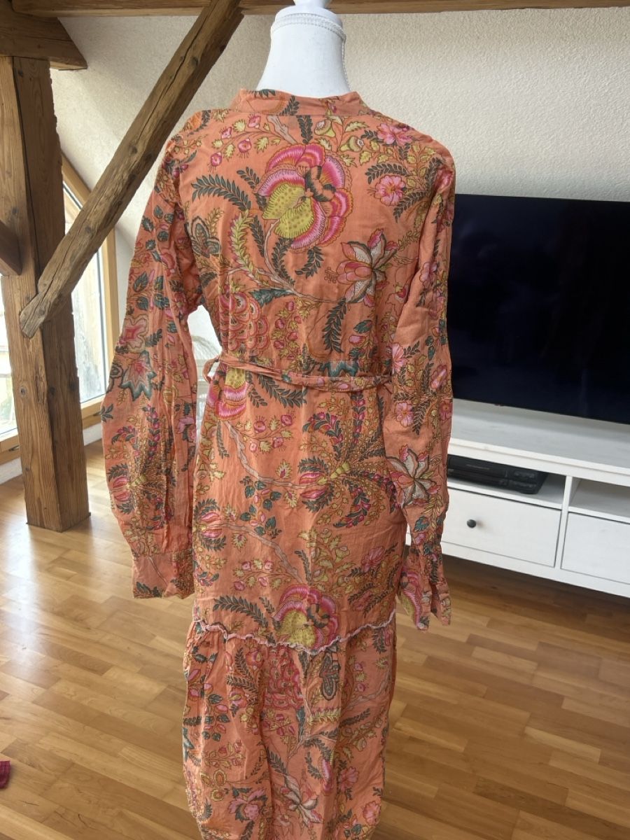 Robes: Maxikleid, Grösse L/40, Orange mit Muster! – D'occasion à Kirchdorf BE par Stella130 4