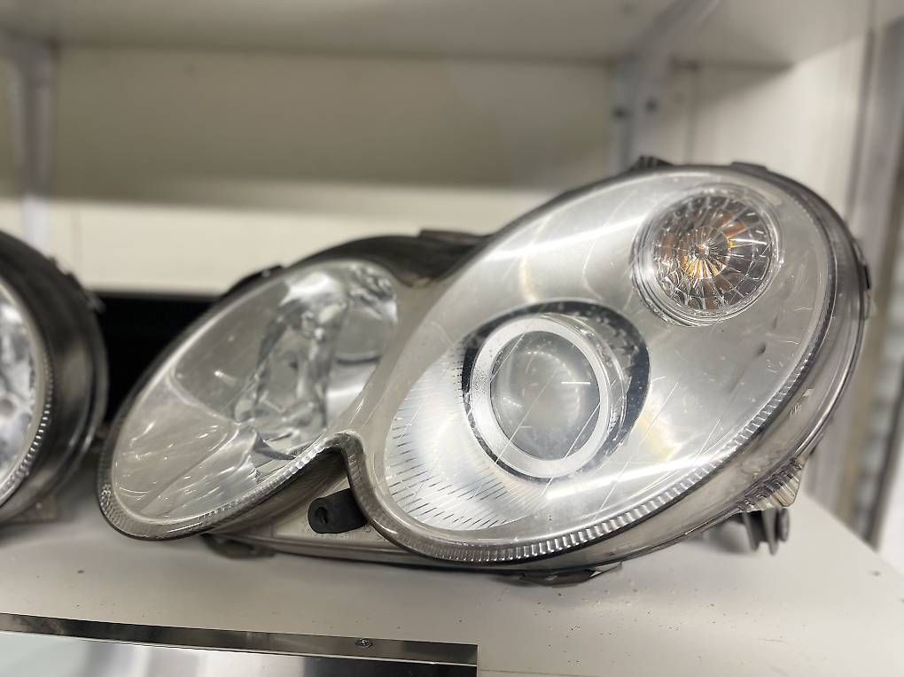 Fari: Mercedes CLK   Xenon Scheinwerfer    – Usato da Udligenswil venduto da Sch2s 1