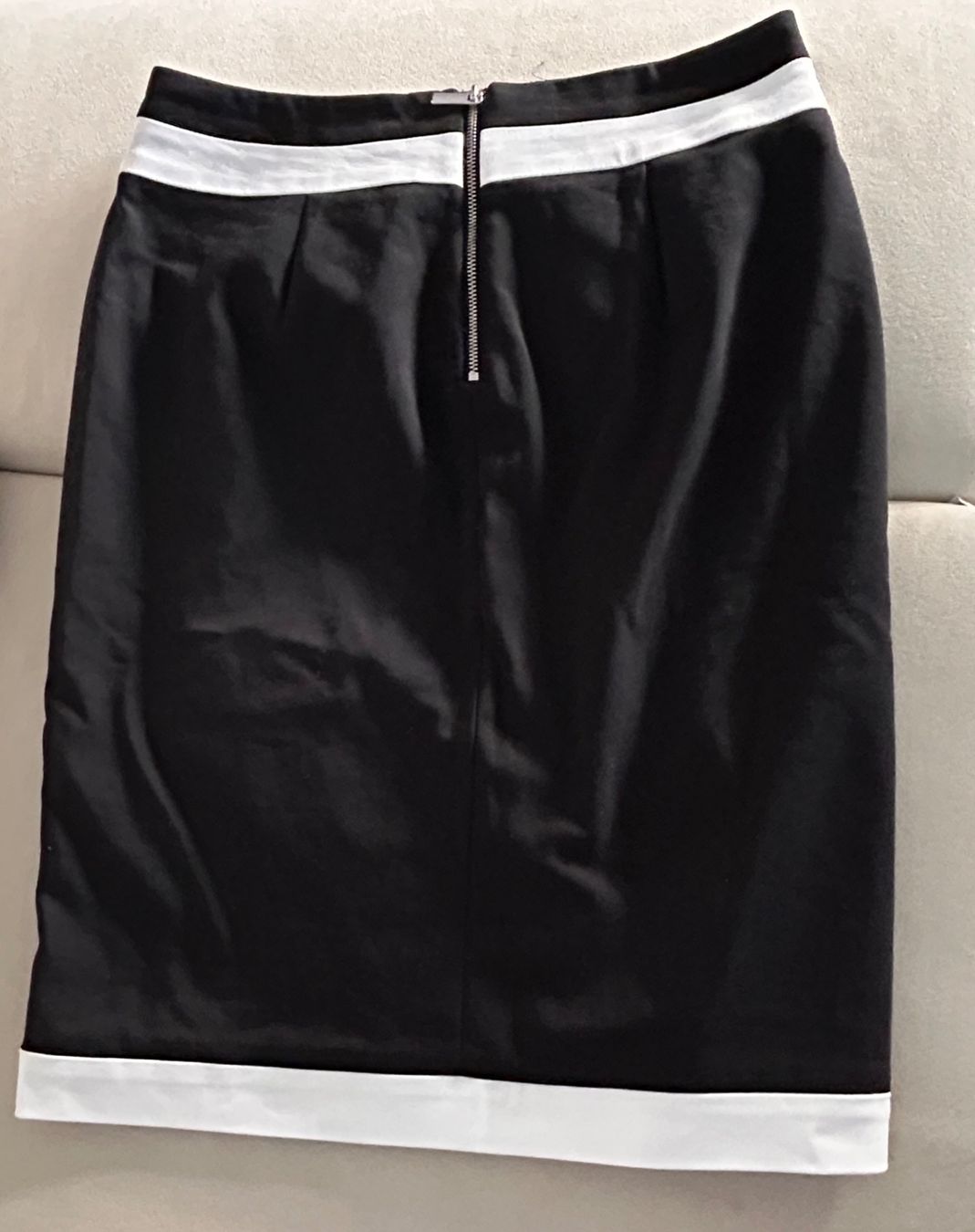 Esprit Gonne: Esprit Bleistiftrock - black – Nuovo (secondo la descrizione) da Freienbach venduto da mar_rvc6 1