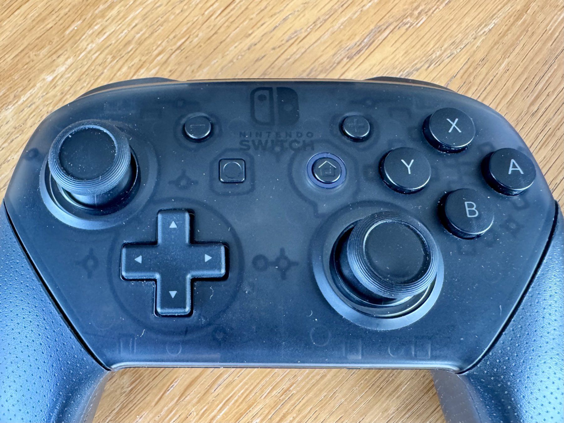 Nintendo Manettes: 2 Nintendo Switch Pro Controller + boîtes – D'occasion à Yverdon-les-Bains par big_eddy 4
