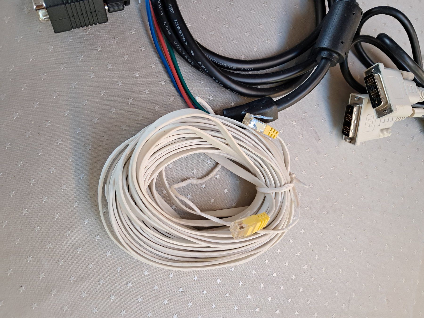 Cavi: Câble pour ordinateur – Usato da moutier venduto da Dupont50 4