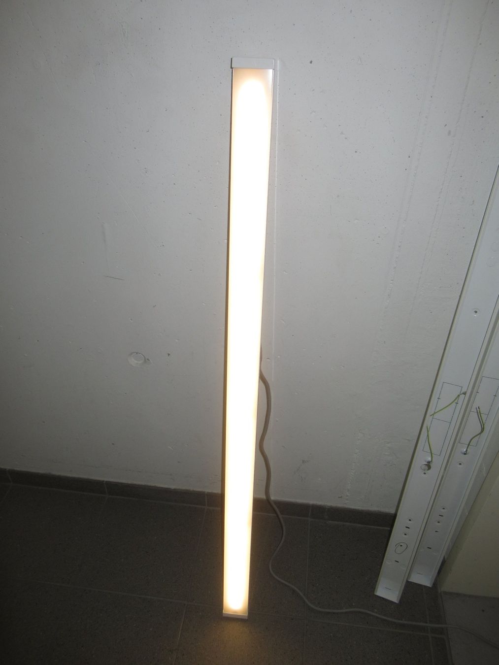 Tulux Lampade: Tulux LED Lichtleiste NOT 36AM15-33NN3 – Usato da Männedorf venduto da livesteam 5