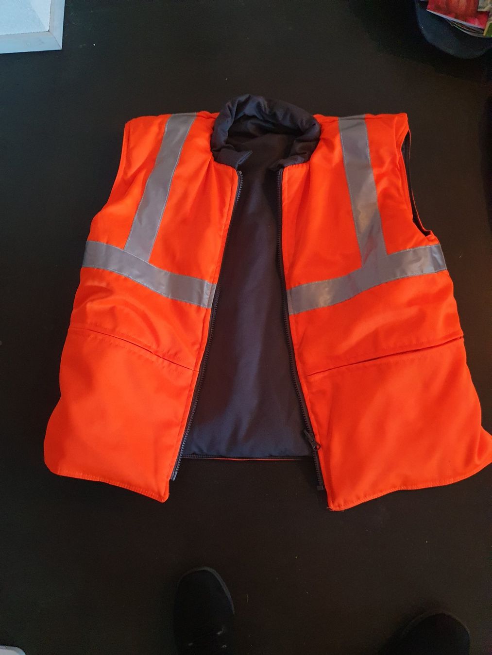 Gilet & Giacche: 2 Arbeitsgilet – Usato da Dürnten venduto da BAschwanden 1
