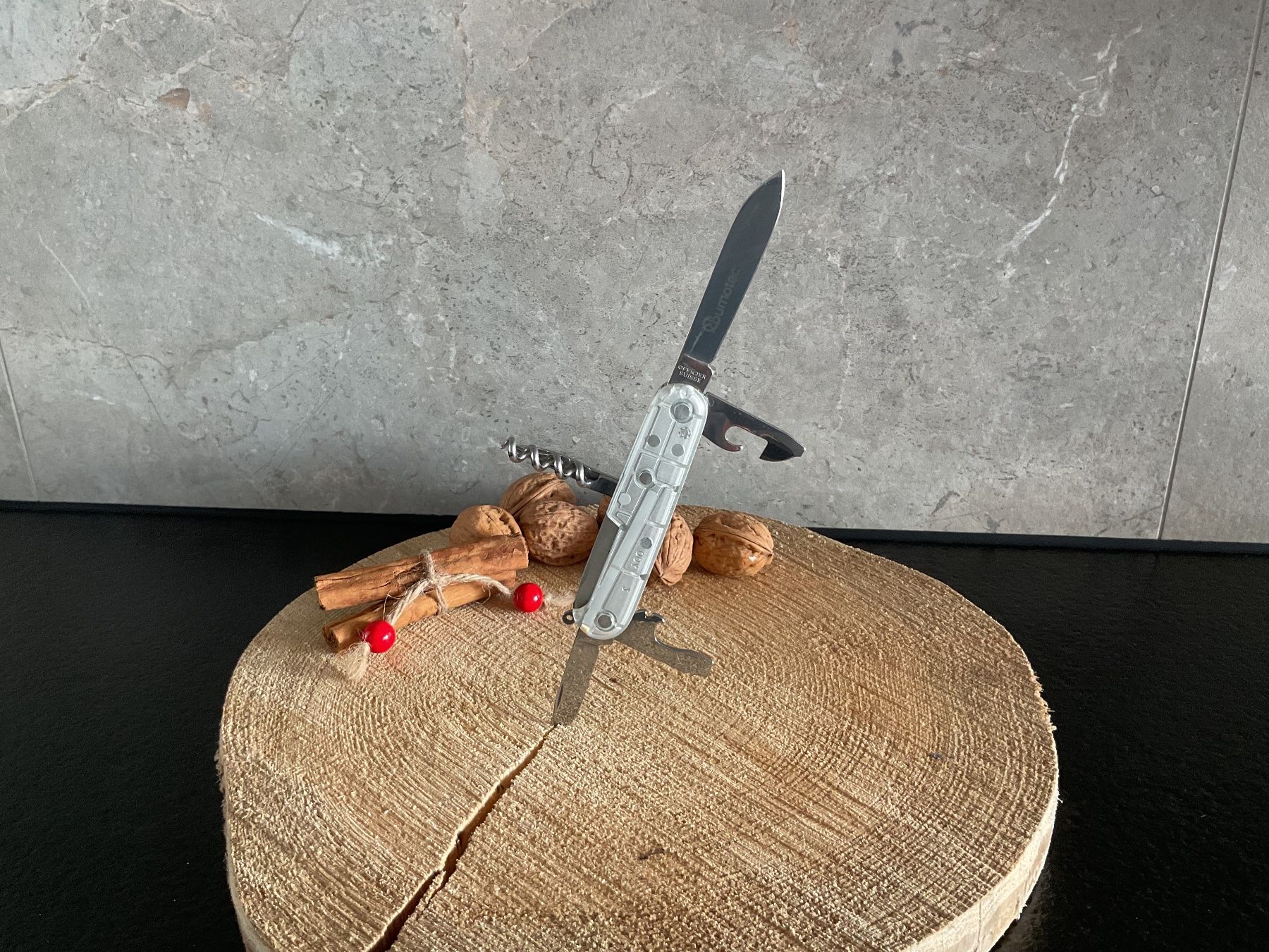 Victorinox Coltelli tascabile: Couteau de poche – Usato da Neuchâtel venduto da sta_7qfy 5