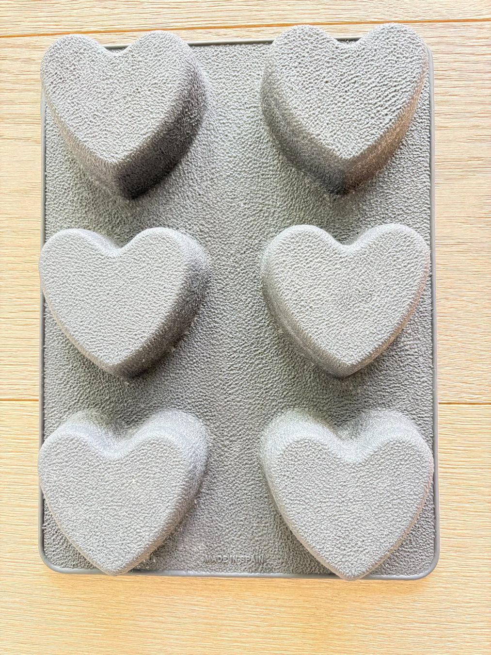 Teglie da forno: 2x Silikonform, Herz u. Rosen, Backen/Kochen/Giessen/Basteln – Usato da Aesch LU venduto da Rovo 6