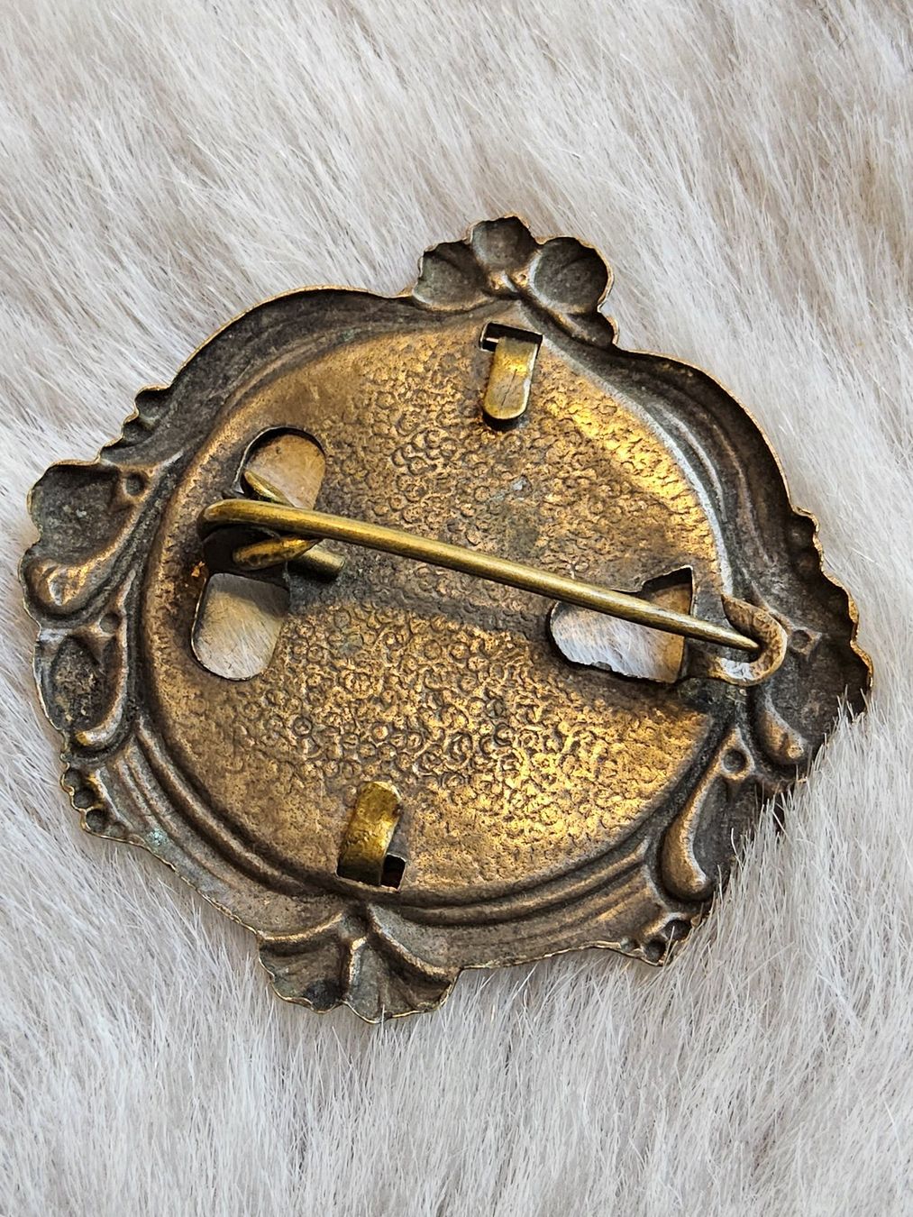 Spille & Fermagli: Antike Jugendstil Photorahmen Brosche, ca 1900 – Usato da Zürich venduto da Aleick 1