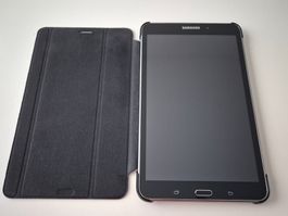 Samsung Galaxy Tab 4 Android Tablet SM-T330 mit Hülle